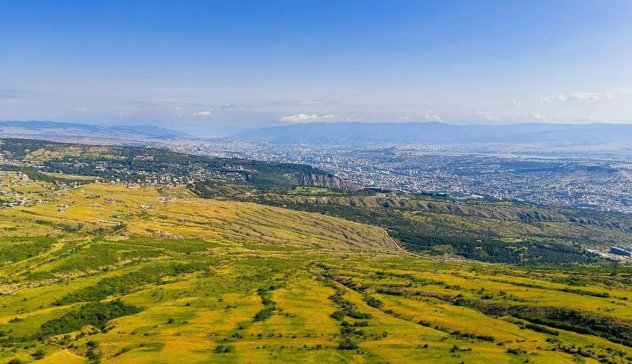 2 ოთახიანი ბინა
